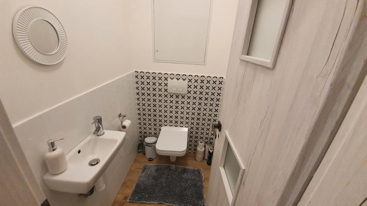 Cozy Studio With Netflix - Apartmanovy Dom Bernard Vysoké Tatry المظهر الخارجي الصورة